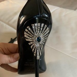 Giuseppe Zanotti peep toe pumps w crystals